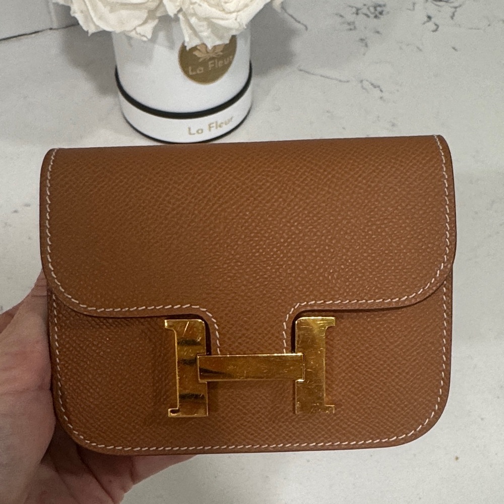 Hermes Constance Slim in Gold - Picture 9 of 11